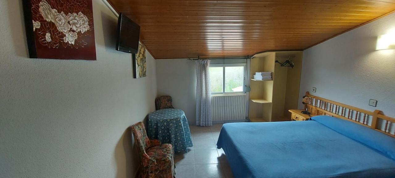 Hostal Del Campo Arevalo Bagian luar foto